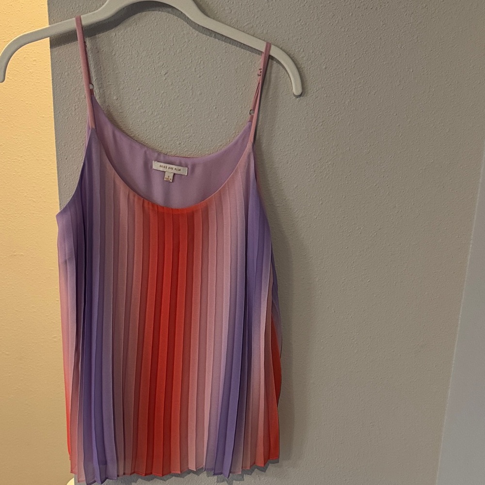 Skies Are Blue Multicolor Pleated Camisole